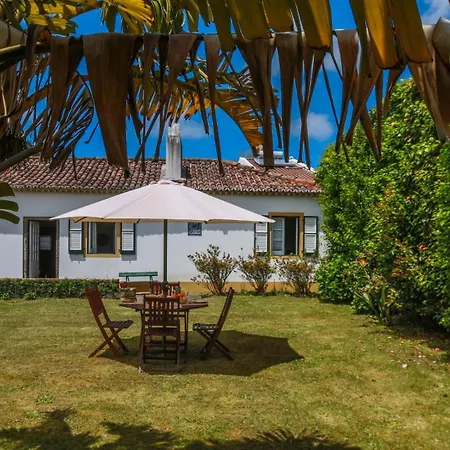 Domus Adepta Family W Garden Holiday home Furnas (Azores)