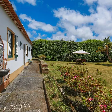 Domus Adepta Family W Garden Holiday home Furnas (Azores)
