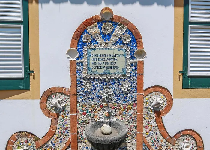 Domus Adepta Family W Garden 招待所 3*