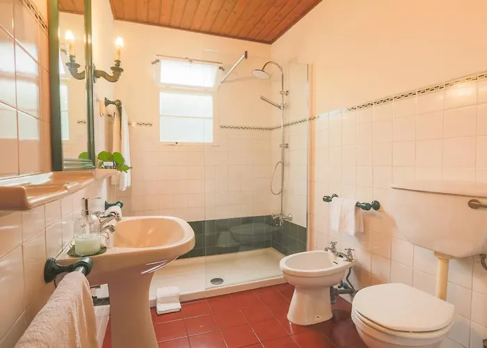 Domus Adepta Family W Garden 招待所 富尔纳斯